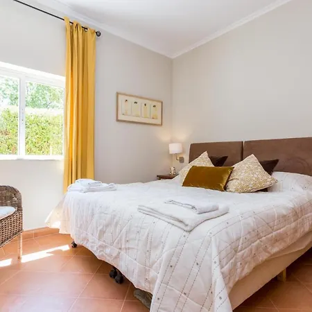 Coolhouses Algarve, Casa Das Amendoeiras, V4 Luz