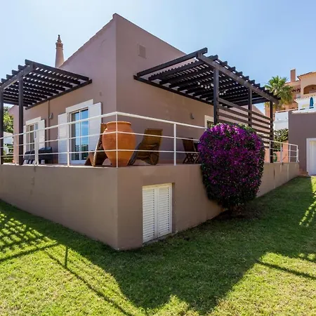Coolhouses Algarve, Casa Das Amendoeiras, V4 * Luz