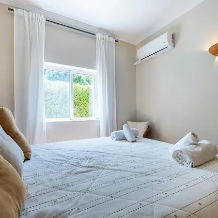 Coolhouses Algarve, Casa Das Amendoeiras, V4 Hébergement de vacances